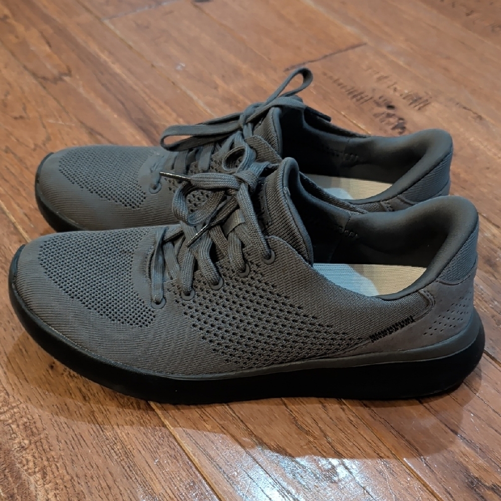 Kizik Graphite Lima Slip On Sneakers